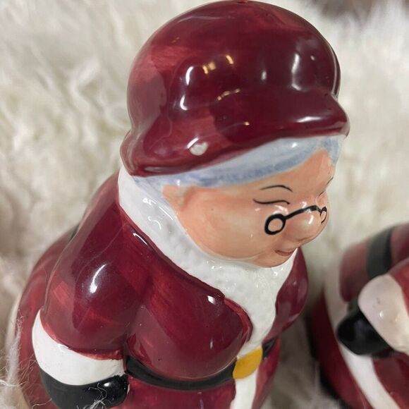 2001 PUBLIX  Santa Claus & Mrs Claus Salt Pepper Shakers Encore Edition - Picture 5 of 5